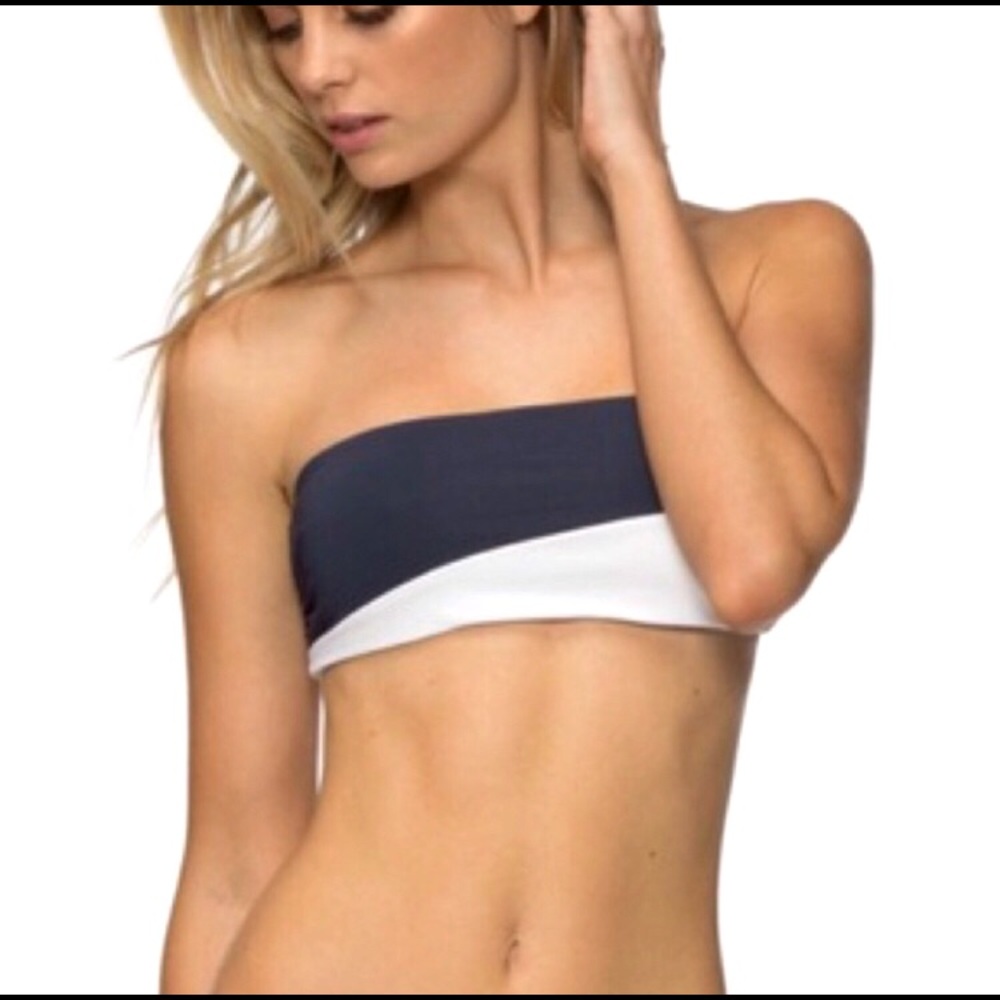 Tavik bikini top